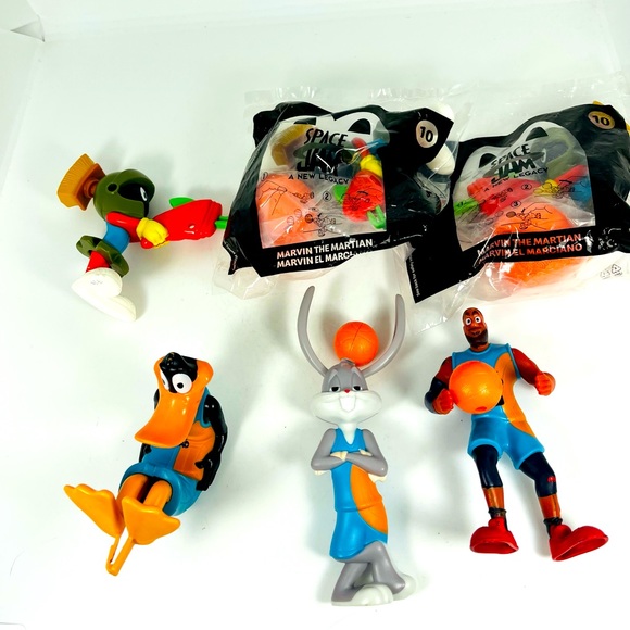 Space Jam Mcdonalds Toys 2021 Lot Bundle of 6 - Picture 1 of 7